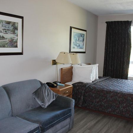 Bancroft Inn & Suites מראה חיצוני תמונה