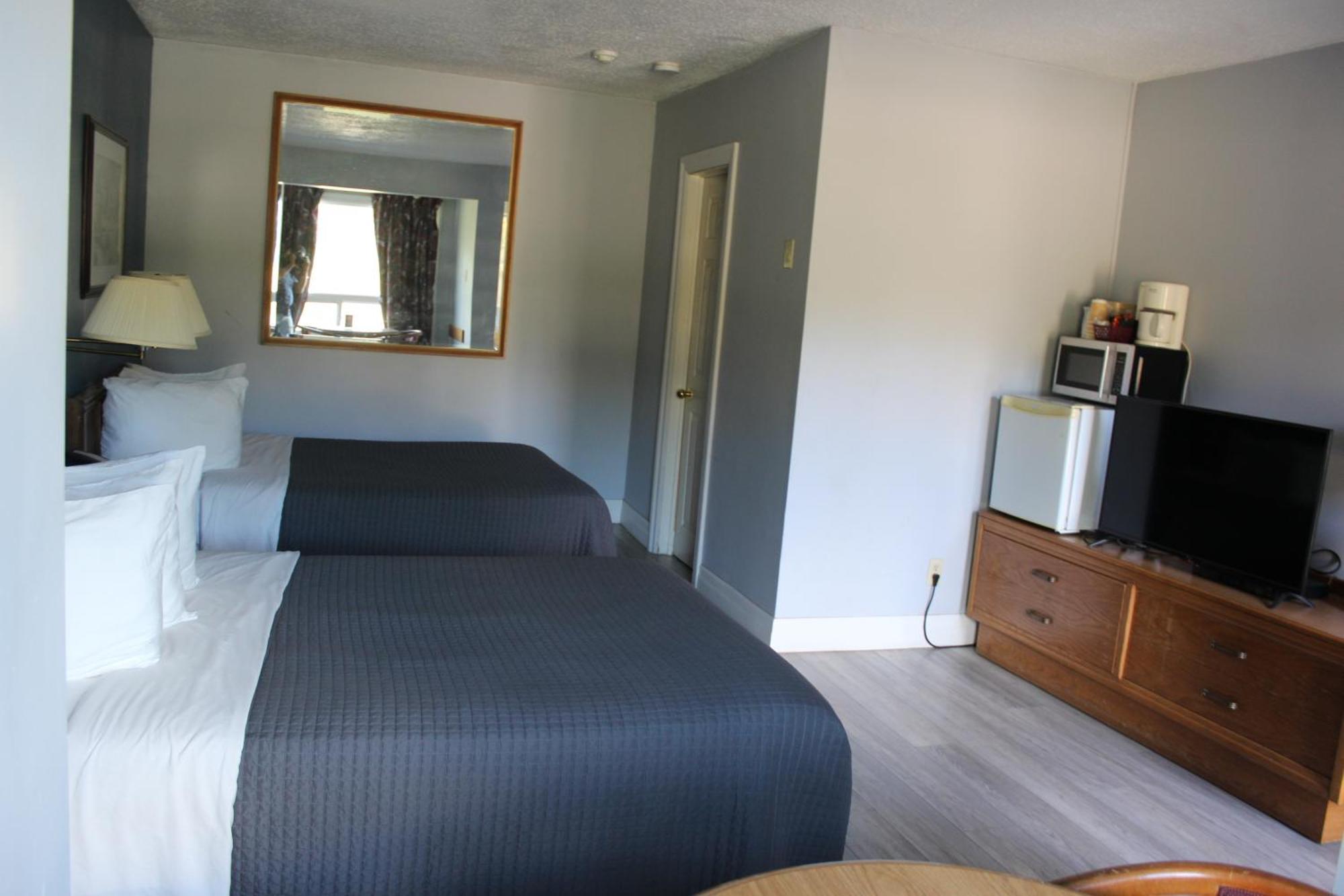 Bancroft Inn & Suites מראה חיצוני תמונה