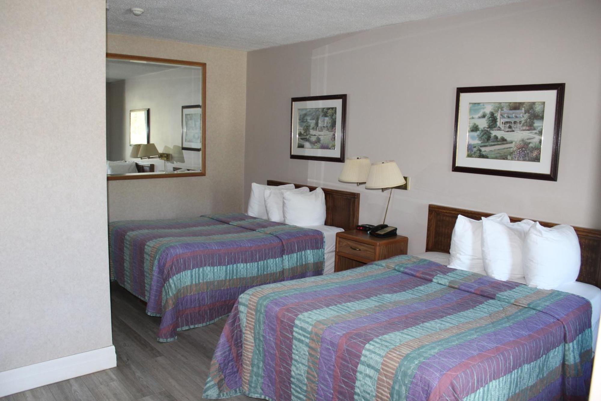 Bancroft Inn & Suites מראה חיצוני תמונה