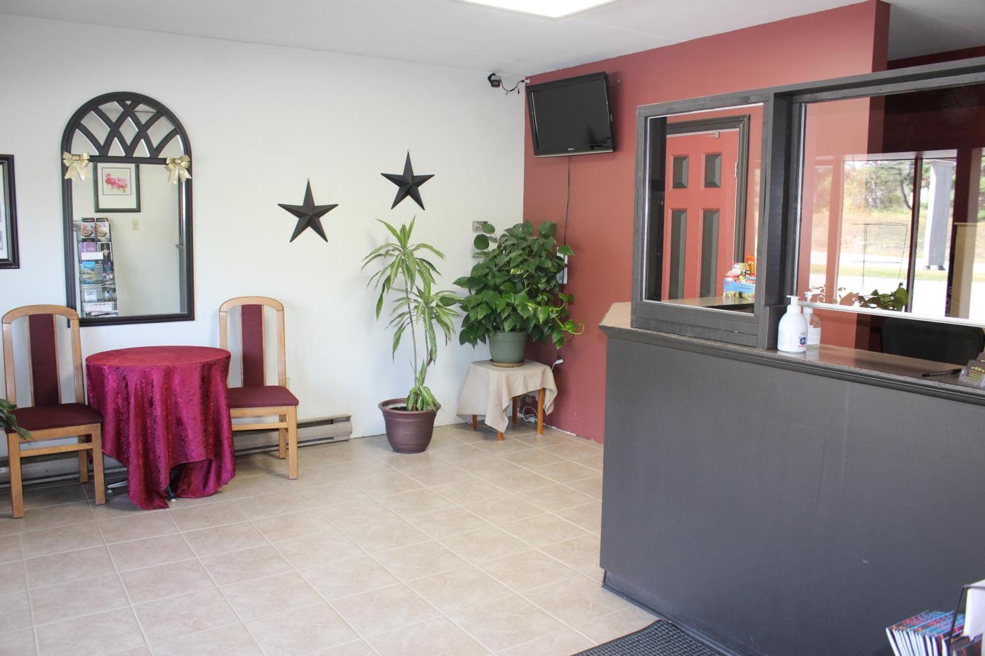 Bancroft Inn & Suites מראה חיצוני תמונה