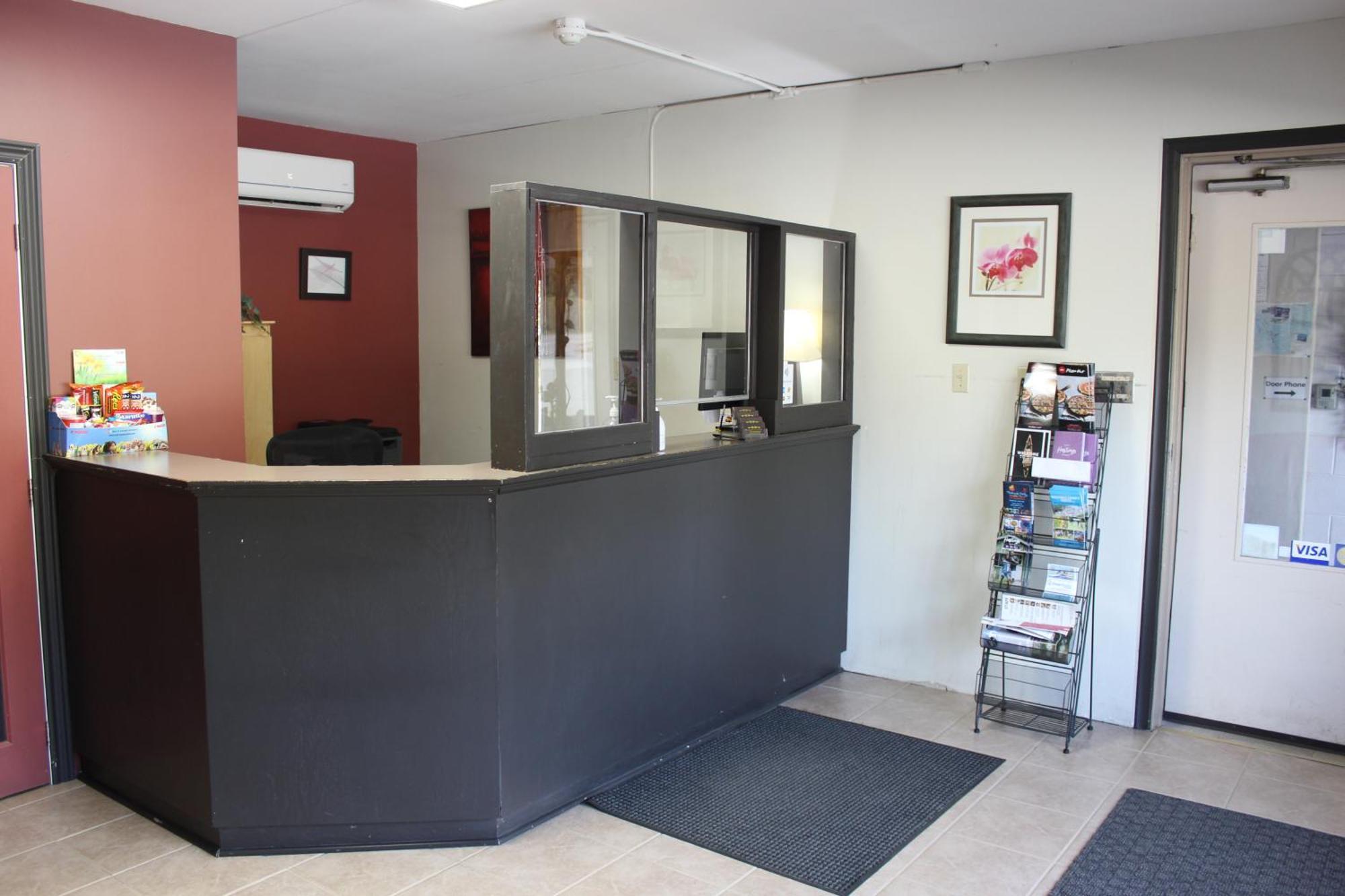 Bancroft Inn & Suites מראה חיצוני תמונה