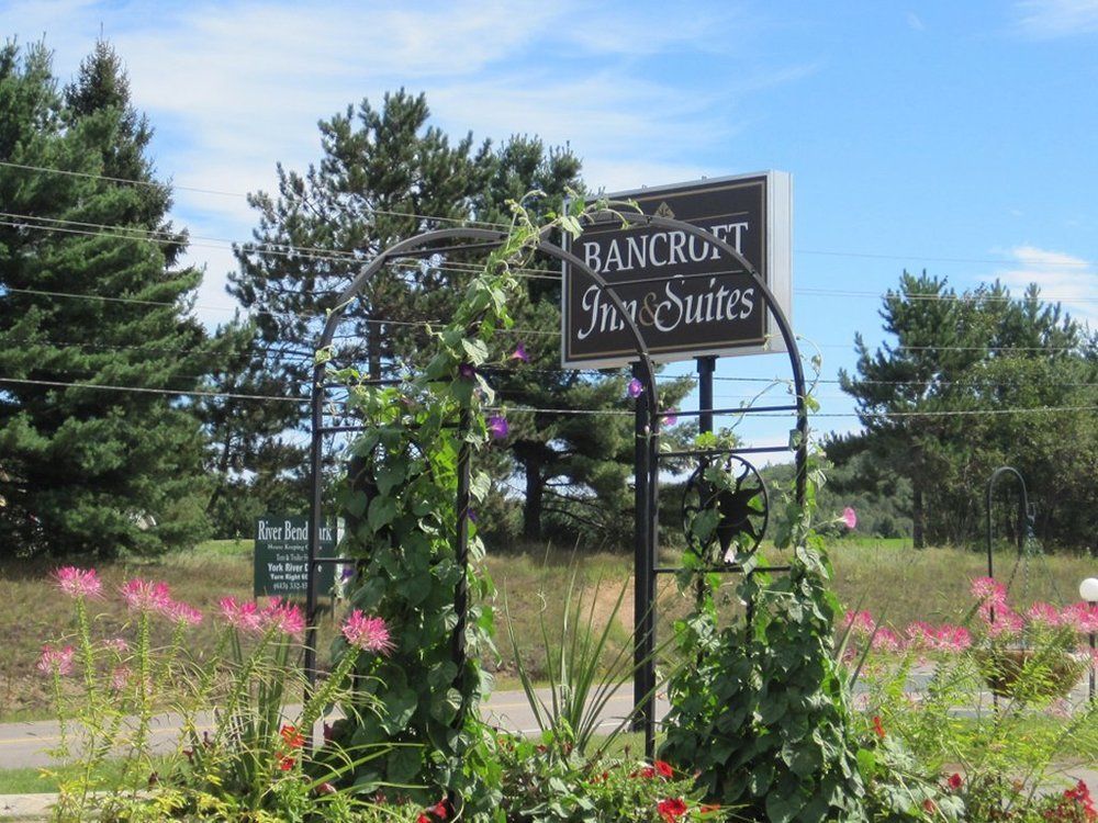 Bancroft Inn & Suites מראה חיצוני תמונה